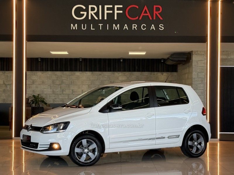 VOLKSWAGEN FOX 1.6 CONNECT 8V 2019/2019 GRIFFCAR MULTIMARCAS DOIS IRMÃOS / Carros no Vale