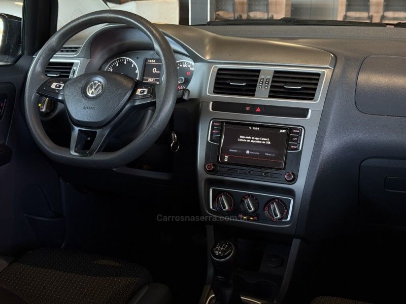 VOLKSWAGEN FOX 1.6 CONNECT 8V 2019/2019 GRIFFCAR MULTIMARCAS DOIS IRMÃOS / Carros no Vale