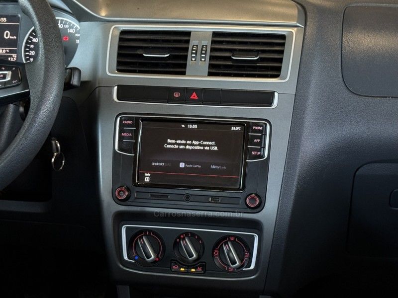 VOLKSWAGEN FOX 1.6 CONNECT 8V 2019/2019 GRIFFCAR MULTIMARCAS DOIS IRMÃOS / Carros no Vale