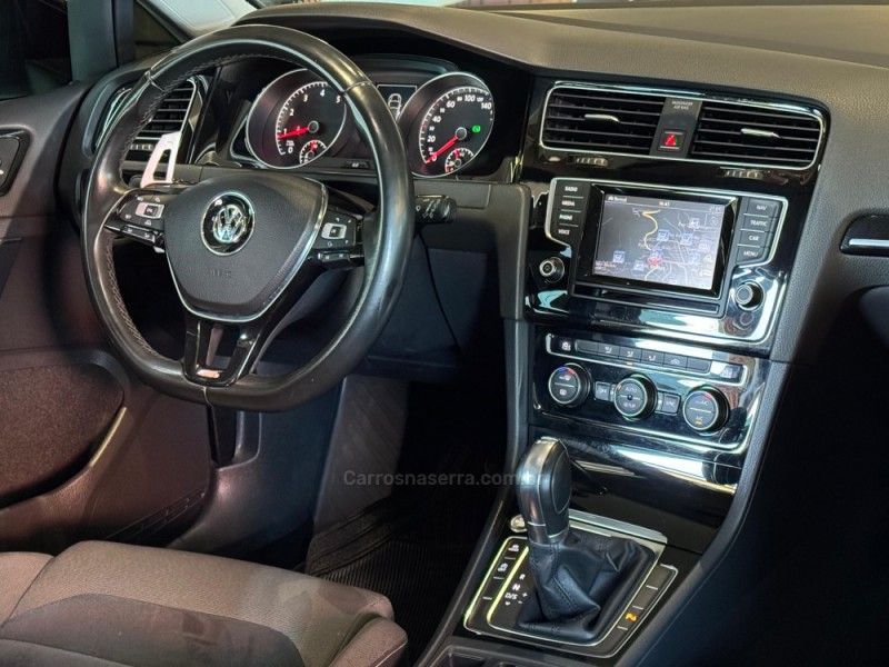 VOLKSWAGEN GOLF 1.4 TSI HIGHLINE 16V 2014/2014 GRIFFCAR MULTIMARCAS DOIS IRMÃOS / Carros no Vale