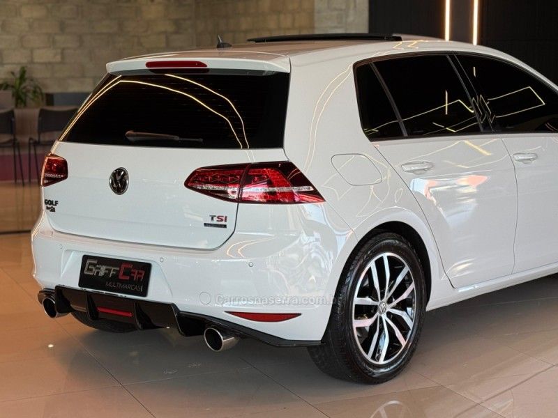 VOLKSWAGEN GOLF 1.4 TSI HIGHLINE 16V 2014/2014 GRIFFCAR MULTIMARCAS DOIS IRMÃOS / Carros no Vale