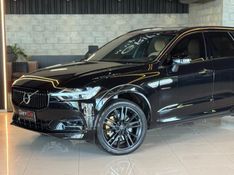 VOLVO XC60 2.0 D5 MOMENTUM AWD 2019/2020 GRIFFCAR MULTIMARCAS DOIS IRMÃOS / Carros no Vale