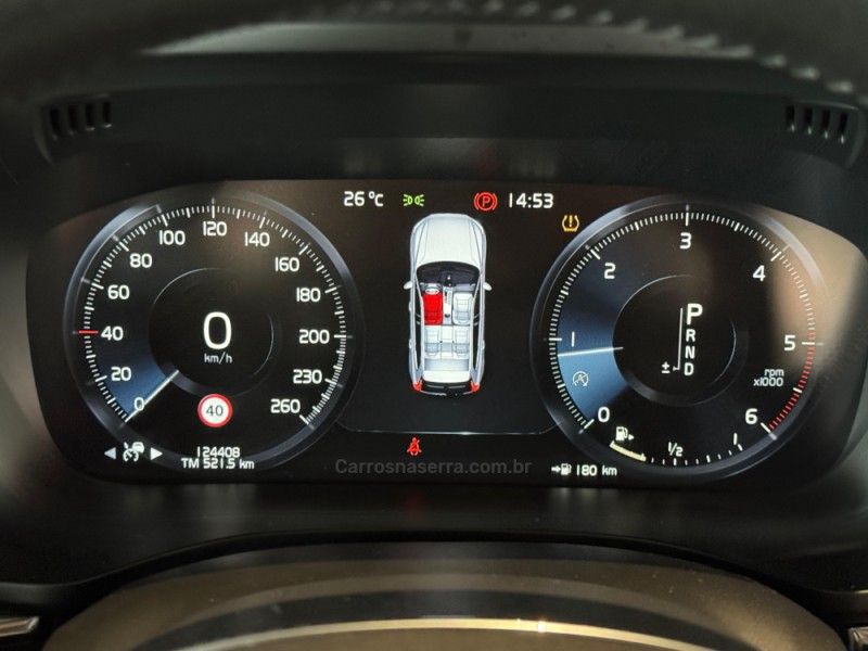 VOLVO XC60 2.0 D5 MOMENTUM AWD 2019/2020 GRIFFCAR MULTIMARCAS DOIS IRMÃOS / Carros no Vale