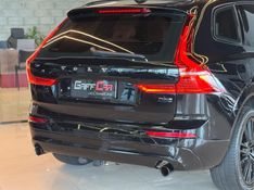 VOLVO XC60 2.0 D5 MOMENTUM AWD 2019/2020 GRIFFCAR MULTIMARCAS DOIS IRMÃOS / Carros no Vale