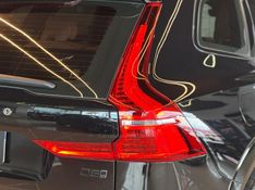 VOLVO XC60 2.0 D5 MOMENTUM AWD 2019/2020 GRIFFCAR MULTIMARCAS DOIS IRMÃOS / Carros no Vale