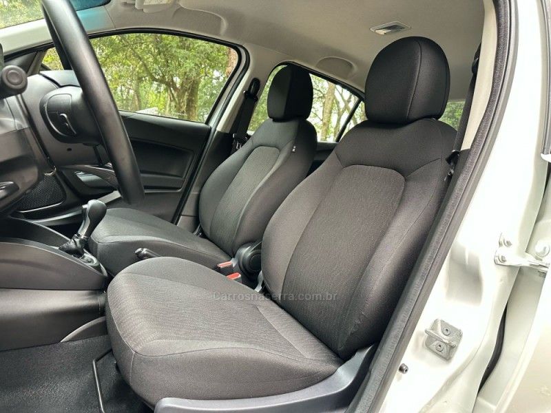 FIAT CRONOS 1.3 DRIVE 2023/2023 KASPER VEÍCULOS DOIS IRMÃOS / Carros no Vale FIAT CRONOS 1.3 DRIVE 2023/2023 KASPER VEÍCULOS DOIS IRMÃOS / Carros no Vale