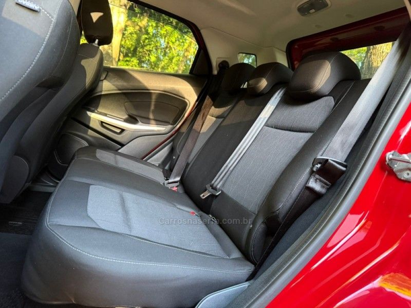 FORD ECOSPORT 1.5 TIVCT SE 2017/2018 KASPER VEÍCULOS DOIS IRMÃOS / Carros no Vale