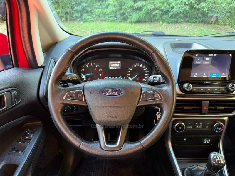 FORD ECOSPORT 1.5 TIVCT SE 2017/2018 KASPER VEÍCULOS DOIS IRMÃOS / Carros no Vale