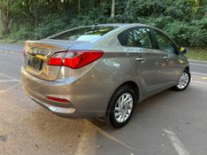HYUNDAI HB20S 1.6 COMFORT PLUS 16V 2017/2017 KASPER VEÍCULOS DOIS IRMÃOS / Carros no Vale