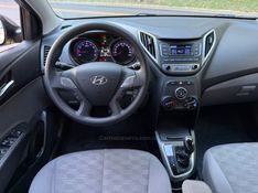 HYUNDAI HB20S 1.6 COMFORT PLUS 16V 2017/2017 KASPER VEÍCULOS DOIS IRMÃOS / Carros no Vale