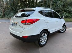 HYUNDAI IX35 2.0 MPI 4X2 16V 2012/2013 KASPER VEÍCULOS DOIS IRMÃOS / Carros no Vale