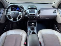 HYUNDAI IX35 2.0 MPI 4X2 16V 2012/2013 KASPER VEÍCULOS DOIS IRMÃOS / Carros no Vale