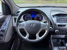 HYUNDAI IX35 2.0 MPI 4X2 16V 2012/2013 KASPER VEÍCULOS DOIS IRMÃOS / Carros no Vale