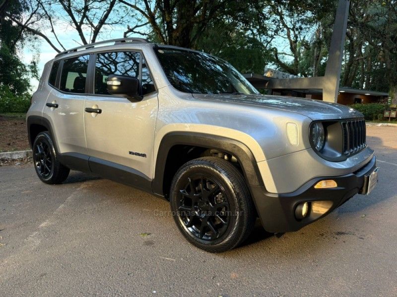 JEEP RENEGADE 1.8 16V SPORT 2021/2021 KASPER VEÍCULOS DOIS IRMÃOS / Carros no Vale JEEP RENEGADE 1.8 16V SPORT 2021/2021 KASPER VEÍCULOS DOIS IRMÃOS / Carros no Vale