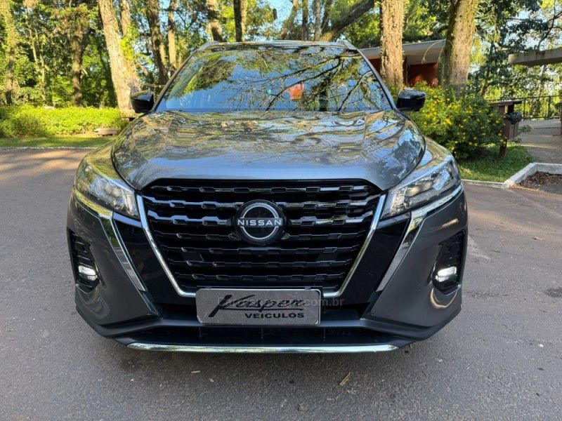 NISSAN KICKS 1.6 EXCLUSIVE 16V 2023/2024 KASPER VEÍCULOS DOIS IRMÃOS / Carros no Vale