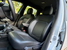RENAULT DUSTER 1.6 ICONIC 16V 2023/2024 KASPER VEÍCULOS DOIS IRMÃOS / Carros no Vale