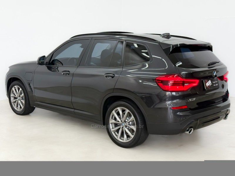 BMW X3 2.0 XDRIVE 30E X LINE 16V TURBO HÍBRIDO 2021/2021 FOCAR VEÍCULOS CAXIAS DO SUL / Carros no Vale