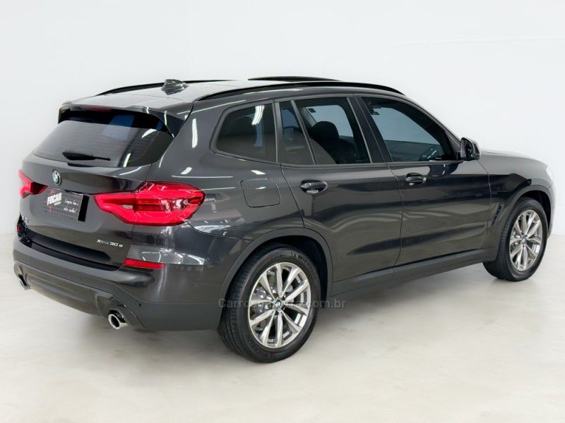 BMW X3 2.0 XDRIVE 30E X LINE 16V TURBO HÍBRIDO 2021/2021 FOCAR VEÍCULOS CAXIAS DO SUL / Carros no Vale