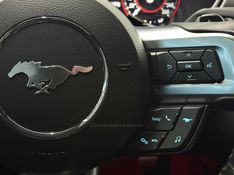 FORD MUSTANG 5.0 GT PREMIUM COUPÉ V8 32V 2018/2018 FOCAR VEÍCULOS CAXIAS DO SUL / Carros no Vale