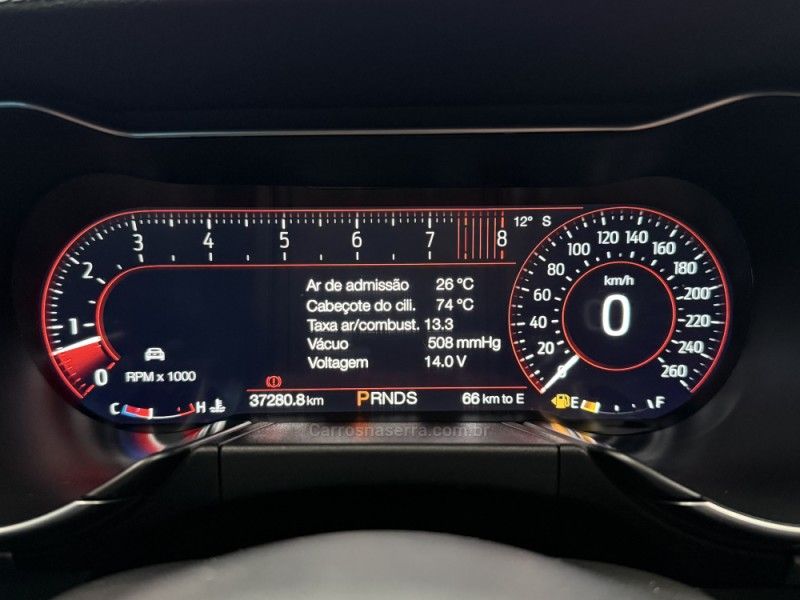 FORD MUSTANG 5.0 GT PREMIUM COUPÉ V8 32V 2018/2018 FOCAR VEÍCULOS CAXIAS DO SUL / Carros no Vale