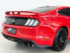 FORD MUSTANG 5.0 GT PREMIUM COUPÉ V8 32V 2018/2018 FOCAR VEÍCULOS CAXIAS DO SUL / Carros no Vale