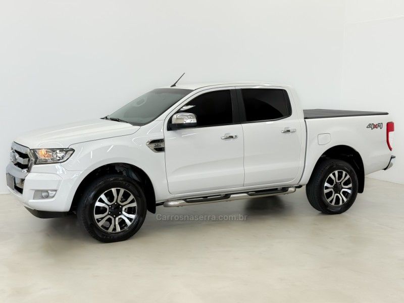 FORD RANGER 3.2 XLT 4X4 CD 20V 2018/2019 FOCAR VEÍCULOS CAXIAS DO SUL / Carros no Vale