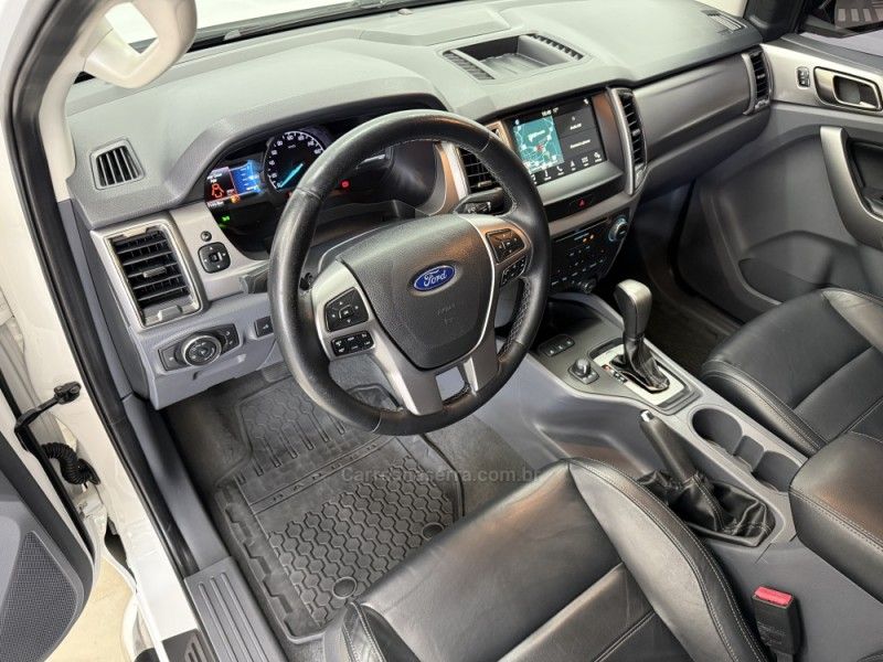 FORD RANGER 3.2 XLT 4X4 CD 20V 2018/2019 FOCAR VEÍCULOS CAXIAS DO SUL / Carros no Vale