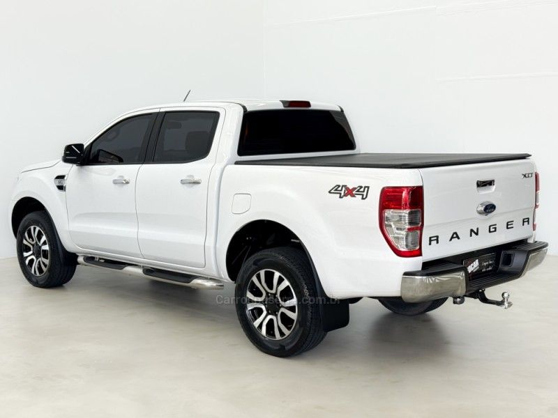 FORD RANGER 3.2 XLT 4X4 CD 20V 2018/2019 FOCAR VEÍCULOS CAXIAS DO SUL / Carros no Vale