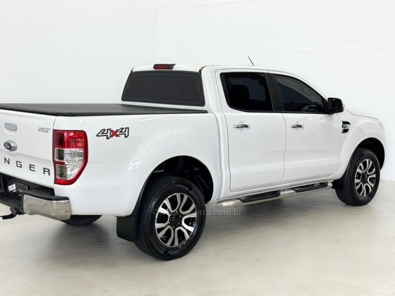FORD RANGER 3.2 XLT 4X4 CD 20V 2018/2019 FOCAR VEÍCULOS CAXIAS DO SUL / Carros no Vale