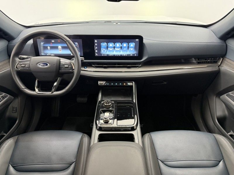 FORD TERRITORY 1.5 GTDI ECOBOOST TITANIUM 16V 2023/2024 FOCAR VEÍCULOS CAXIAS DO SUL / Carros no Vale