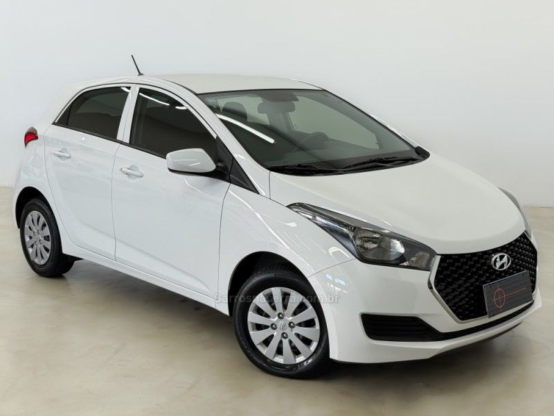 HYUNDAI HB20 1.0 UNIQUE 12V 2018/2019 FOCAR VEÍCULOS CAXIAS DO SUL / Carros no Vale
