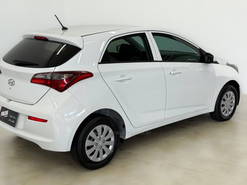 HYUNDAI HB20 1.0 UNIQUE 12V 2018/2019 FOCAR VEÍCULOS CAXIAS DO SUL / Carros no Vale
