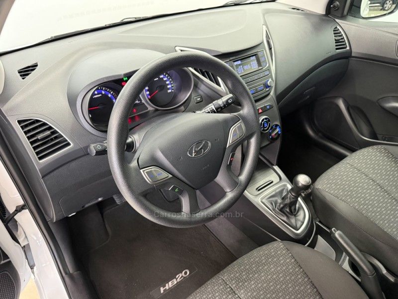 HYUNDAI HB20 1.0 UNIQUE 12V 2018/2019 FOCAR VEÍCULOS CAXIAS DO SUL / Carros no Vale