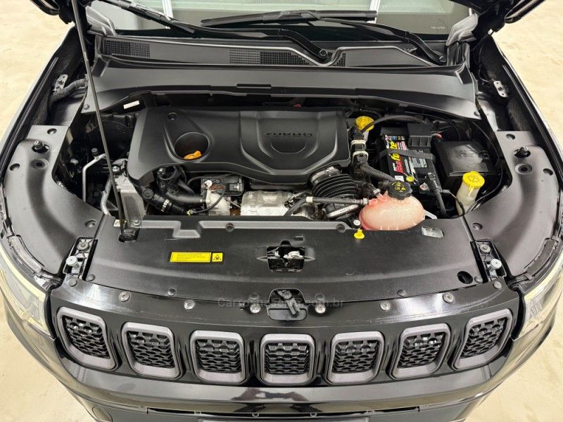 JEEP COMPASS 1.3 SERIE 80 ANOS 16V TURBO 2022/2022 FOCAR VEÍCULOS CAXIAS DO SUL / Carros no Vale JEEP COMPASS 1.3 SERIE 80 ANOS 16V TURBO 2022/2022 FOCAR VEÍCULOS CAXIAS DO SUL / Carros no Vale