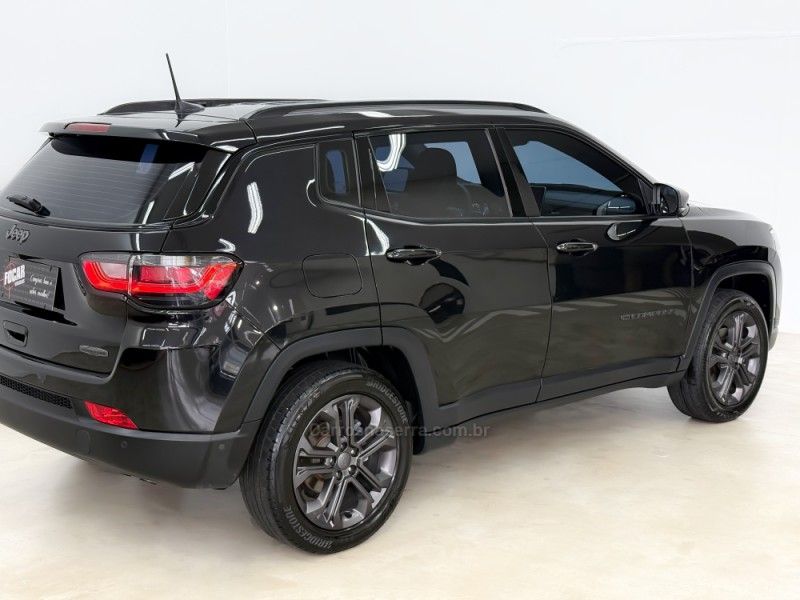 JEEP COMPASS 1.3 SERIE 80 ANOS 16V TURBO 2022/2022 FOCAR VEÍCULOS CAXIAS DO SUL / Carros no Vale JEEP COMPASS 1.3 SERIE 80 ANOS 16V TURBO 2022/2022 FOCAR VEÍCULOS CAXIAS DO SUL / Carros no Vale