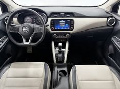 NISSAN VERSA 1.6 EXCLUSIVE 16V 2023/2024 FOCAR VEÍCULOS CAXIAS DO SUL / Carros no Vale