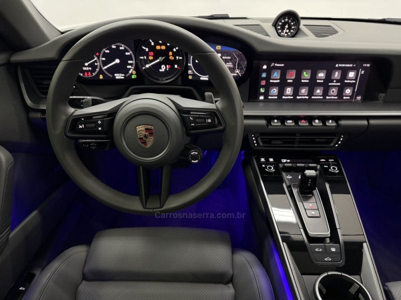 PORSCHE 911 3.0 CARRERA COUPÉ 2024/2024 FOCAR VEÍCULOS CAXIAS DO SUL / Carros no Vale