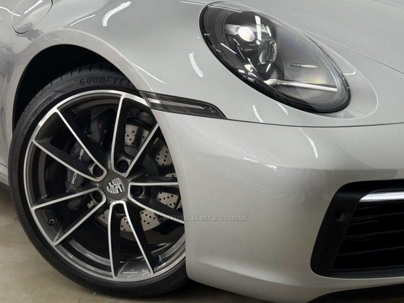 PORSCHE 911 3.0 CARRERA COUPÉ 2024/2024 FOCAR VEÍCULOS CAXIAS DO SUL / Carros no Vale