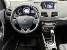 RENAULT FLUENCE 2.0 DYNAMIQUE PLUS 16V 2015/2016 FOCAR VEÍCULOS CAXIAS DO SUL / Carros no Vale