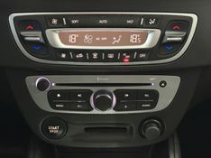 RENAULT FLUENCE 2.0 DYNAMIQUE PLUS 16V 2015/2016 FOCAR VEÍCULOS CAXIAS DO SUL / Carros no Vale