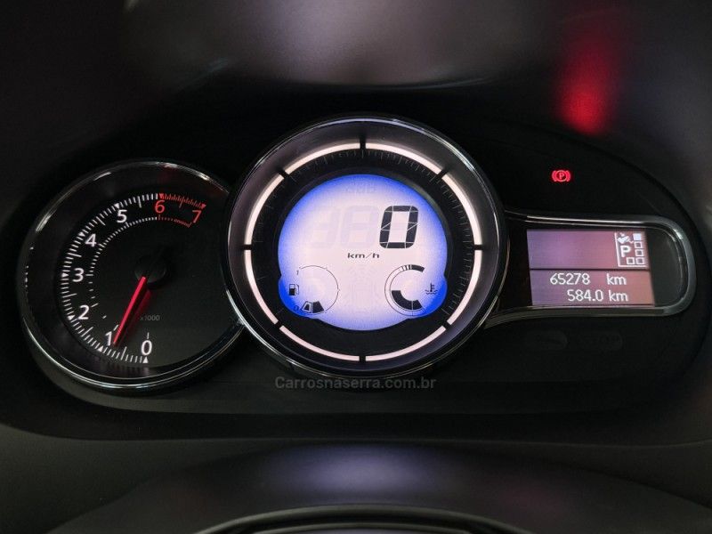 RENAULT FLUENCE 2.0 DYNAMIQUE PLUS 16V 2015/2016 FOCAR VEÍCULOS CAXIAS DO SUL / Carros no Vale