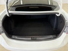 RENAULT FLUENCE 2.0 DYNAMIQUE PLUS 16V 2015/2016 FOCAR VEÍCULOS CAXIAS DO SUL / Carros no Vale
