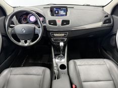 RENAULT FLUENCE 2.0 DYNAMIQUE PLUS 16V 2015/2016 FOCAR VEÍCULOS CAXIAS DO SUL / Carros no Vale