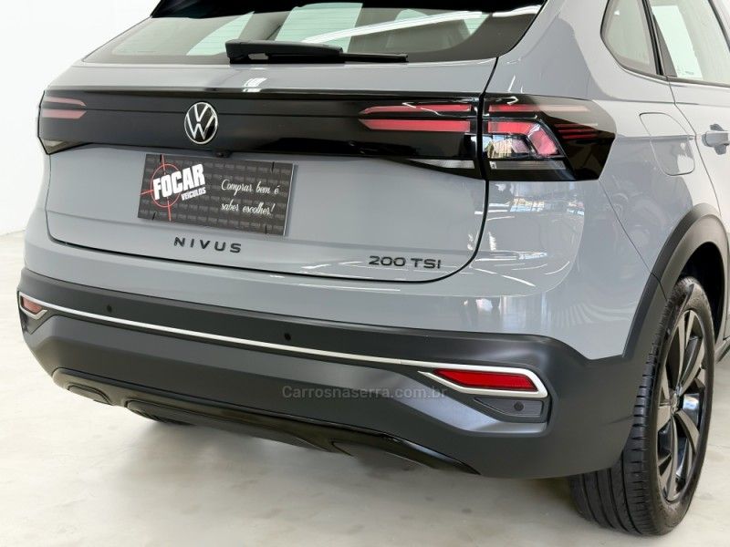 VOLKSWAGEN NIVUS 1.0 200 TSI HIGHLINE LAUNCHING EDITION TOTAL 2023/2023 FOCAR VEÍCULOS CAXIAS DO SUL / Carros no Vale