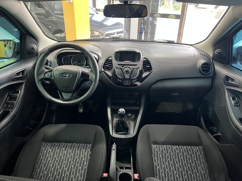 FORD KA 1.5 SE PLUS SEDAN 2015/2015 PRIME MULTIMARCAS CAXIAS DO SUL / Carros no Vale