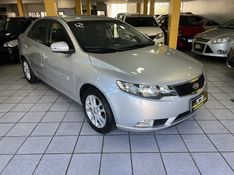 KIA CERATO 1.6 EX3 SEDAN 16V 2012/2012 PRIME MULTIMARCAS CAXIAS DO SUL / Carros no Vale