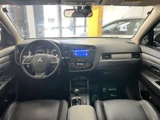 MITSUBISHI OUTLANDER 2.0 16V 2013/2014 PRIME MULTIMARCAS CAXIAS DO SUL / Carros no Vale