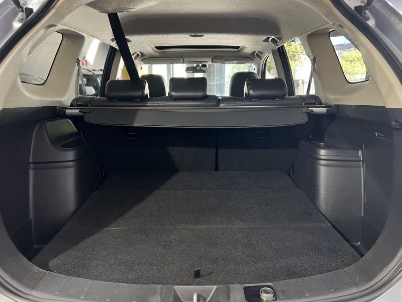 MITSUBISHI OUTLANDER 2.0 16V 2013/2014 PRIME MULTIMARCAS CAXIAS DO SUL / Carros no Vale