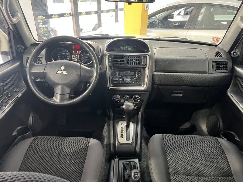MITSUBISHI PAJERO TR4 2.0 4X4 16V 131CV 2011/2011 PRIME MULTIMARCAS CAXIAS DO SUL / Carros no Vale