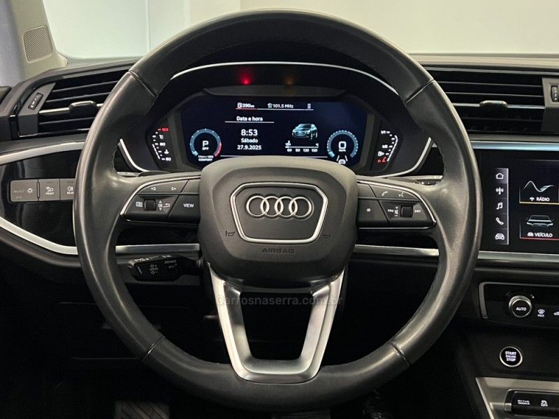 AUDI Q3 2.0 TFSI PERFORMANCE SPORTBACK TURBO 2023/2024 ÓTIMA CAR FLORES DA CUNHA / Carros no Vale